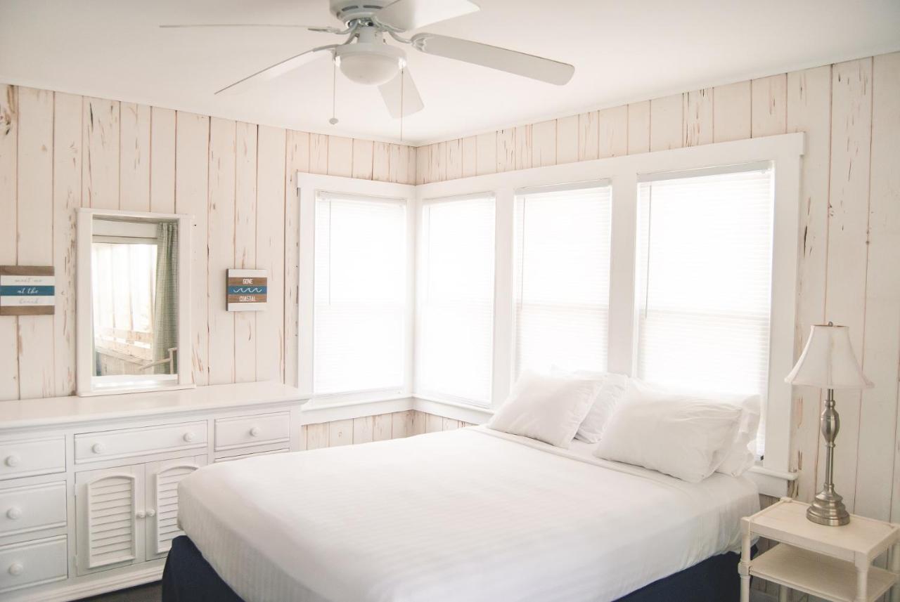 Surf Club Oceanfront Hotel Dewey Beach Extérieur photo